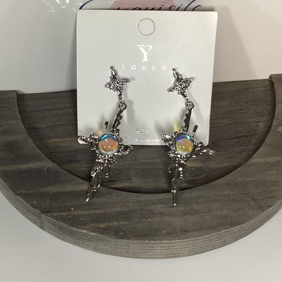 ⭐️SilverTone Cross Melting Moonstone Post back Earrrings. - Picture 13 of 16